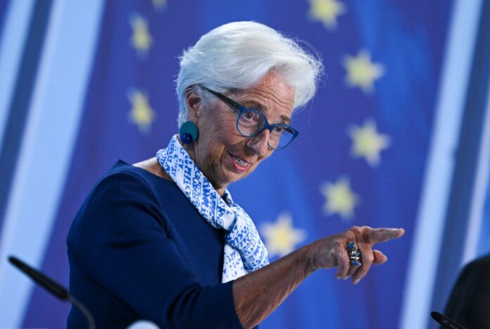 Christine Lagarde confirmă că va rămâne la conducerea BCE până în 2027 Christine Lagarde confirmă că va rămâne la conducerea BCE până în 2027