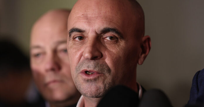 Federația Sanitas menține greva de avertisment pentru luni, având în vedere noua lege a salarizării