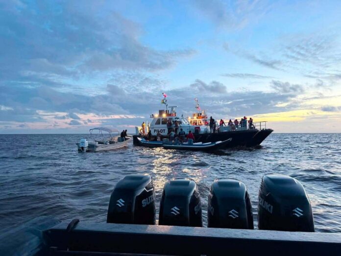 Feribotul MV Barima s-a naufragiat în Guyana, 53 de supraviețuitori salvați Feribotul MV Barima s-a naufragiat în Guyana, 53 de supraviețuitori salvați