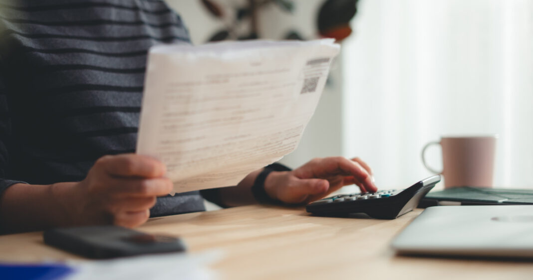 Impozitul și CASS pe pensii: cum se calculează și câți bani rămân pensionarilor Impozitul și CASS pe pensii: cum se calculează și câți bani rămân pensionarilor