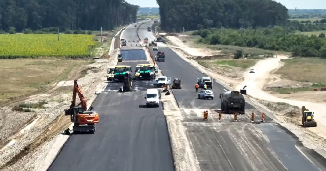 Lucrările la lotul 1 al autostrăzii A0 Nord au atins 68%, anunță CNAIR Lucrările la lotul 1 al autostrăzii A0 Nord au atins 68%, anunță CNAIR