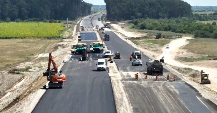 Lucrările la lotul 1 al autostrăzii A0 Nord au atins 68%, anunță CNAIR Lucrările la lotul 1 al autostrăzii A0 Nord au atins 68%, anunță CNAIR