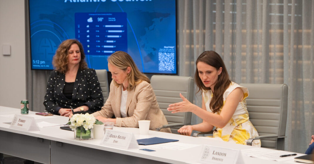 Oana Țoiu se întâlnește cu Marco Rubio la Washington pentru discuții despre terorism și NATO Oana Țoiu se întâlnește cu Marco Rubio la Washington pentru discuții despre terorism și NATO