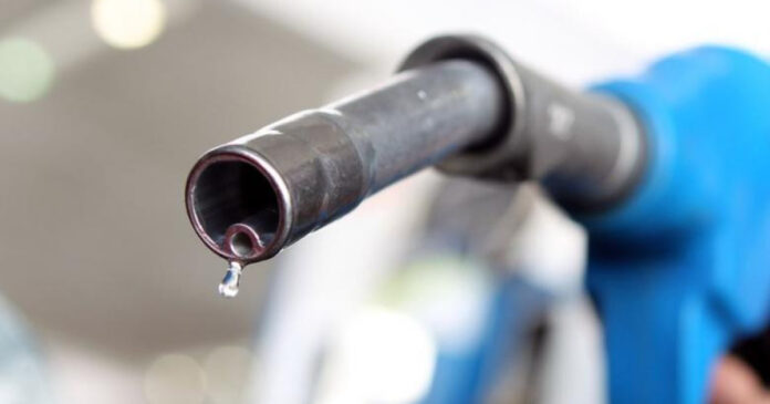 Parlamentul adoptă măsuri pentru reducerea accizei la carburanți cu până la 25% Parlamentul adoptă măsuri pentru reducerea accizei la carburanți cu până la 25%