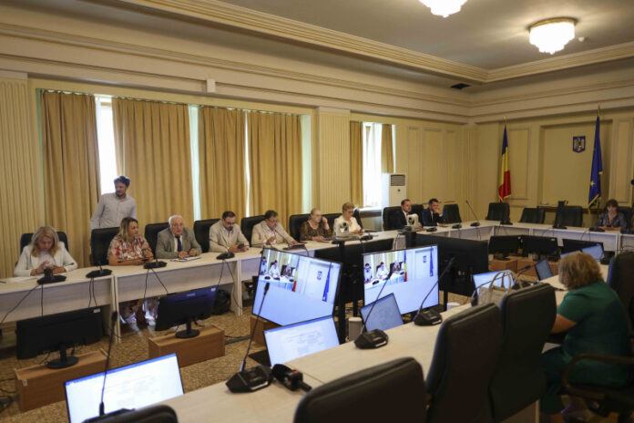 Parlamentul României începe sesiunea extraordinară pentru adoptarea jaloanelor din PNRR Parlamentul României începe sesiunea extraordinară pentru adoptarea jaloanelor din PNRR