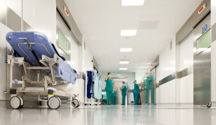 Peste 600 de posturi vacante la Spitalul Clinic Judeţean de Urgenţă Arad