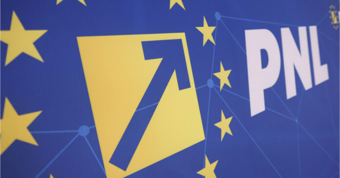 Războiul din PNL: Raluca Turcan îi îndeamnă pe „puciști” să-și facă partid Războiul din PNL: Raluca Turcan îi îndeamnă pe „puciști” să-și facă partid