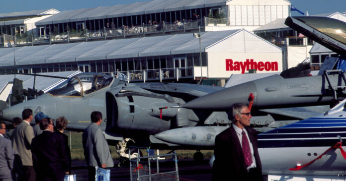 Salonul Aeronautic de la Farnborough se transformă în epicentrul industriei de apărare în 2026 Salonul Aeronautic de la Farnborough se transformă în epicentrul industriei de apărare în 2026