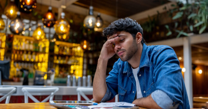Scumpirile reduc vânzările în restaurante cu până la 50% în 2026