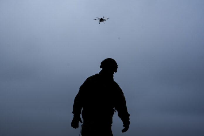 Ucraina atacă o bază FSB din Herson cu 13 drone, anunță SBU Ucraina atacă o bază FSB din Herson cu 13 drone, anunță SBU