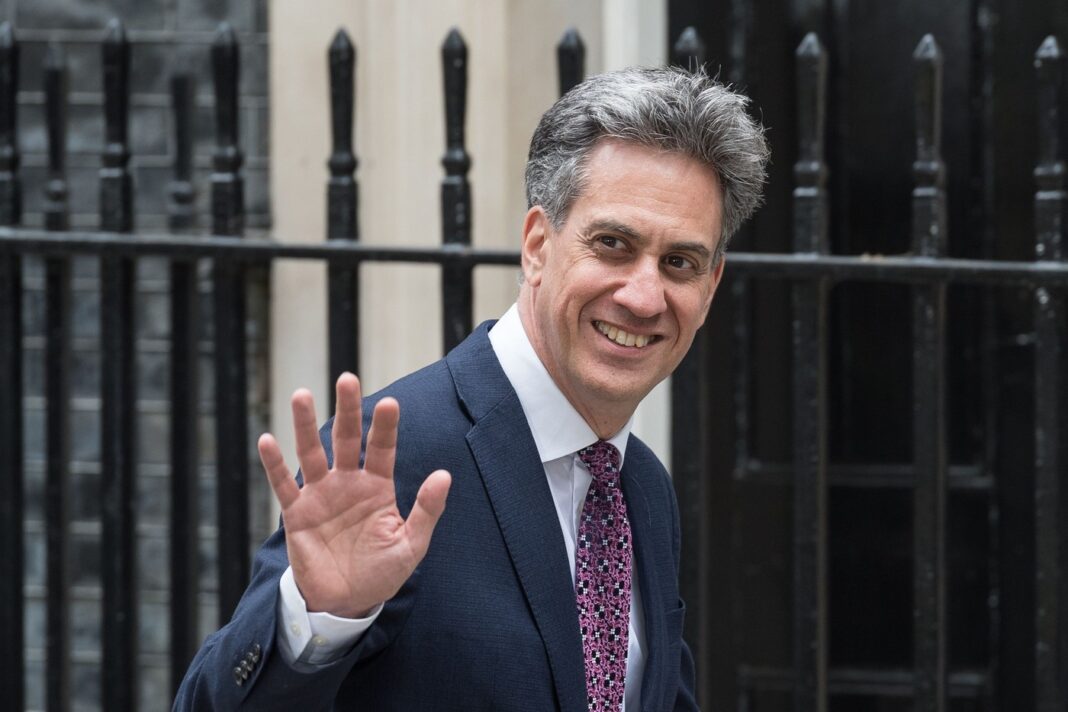 Warren Stephens, ambasadorul SUA, ignoră insultele anterioare ale lui Ed Miliband la adresa lui Trump