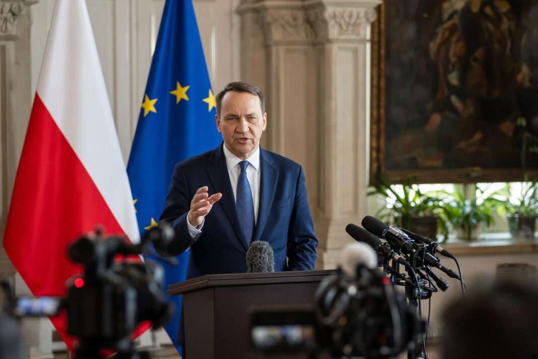 Polonia propune UE restricții pentru diplomații și cetățenii ruși