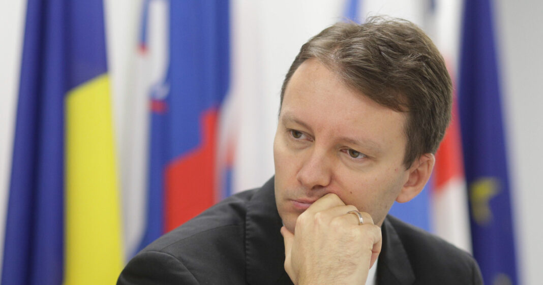 Asociaţia Italienilor din România contestă în instanţă decretul de desemnare a lui Siegfried Mureşan ca premier
