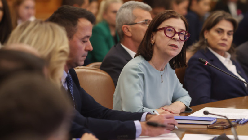 Audierile miniștrilor propuși de Siegfried Mureșan continuă, cu avize negative pentru mai mulți candidați Audierile miniștrilor propuși de Siegfried Mureșan continuă, cu avize negative pentru mai mulți candidați