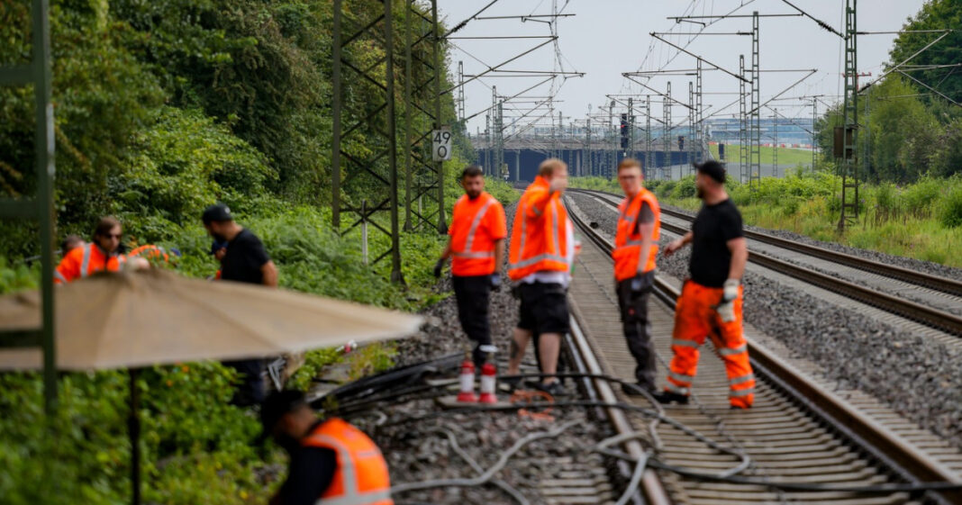 Trafic feroviar grav afectat în Germania: 300 de trenuri perturbate de furtul de cabluri Trafic feroviar grav afectat în Germania: 300 de trenuri perturbate de furtul de cabluri