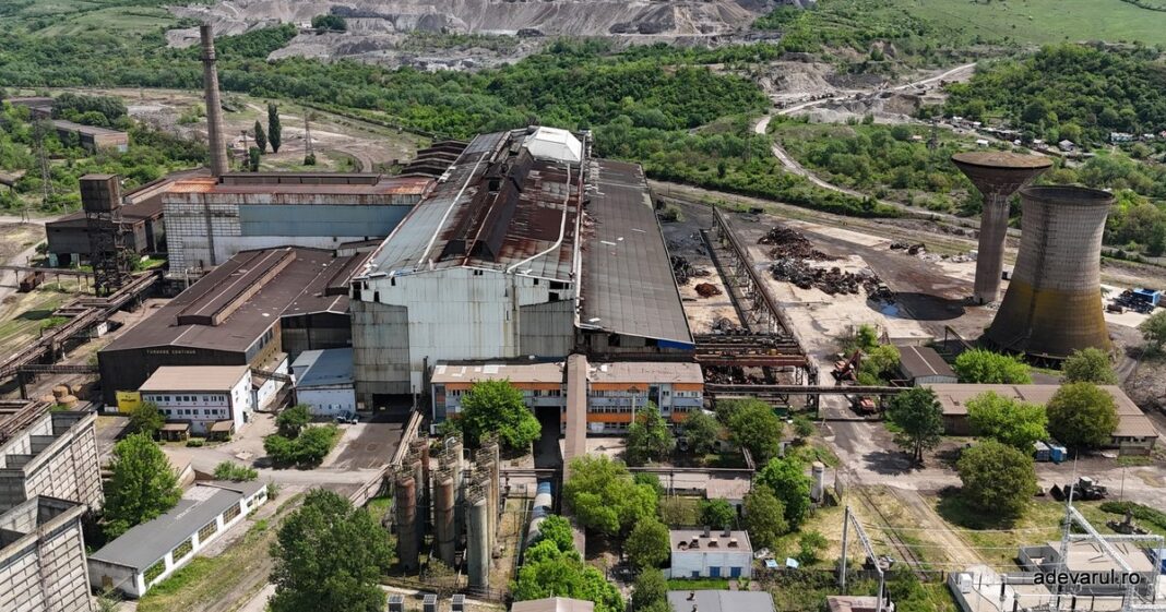 Combinatul siderurgic din Hunedoara, la un an de la închidere, intră în proces de ecologizare