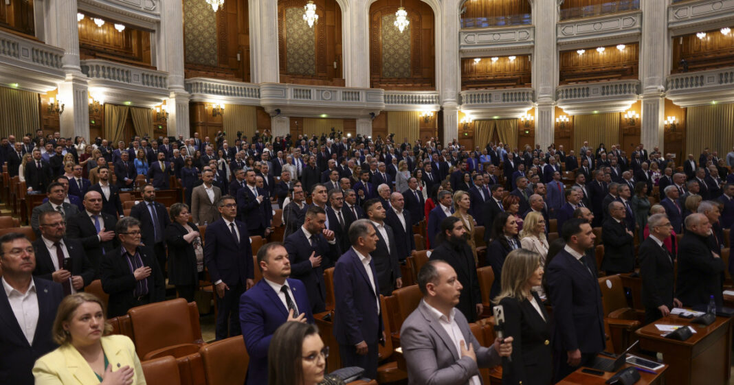 Dragoș Anastasiu: Mentalitatea politicienilor frânează formarea unui nou guvern în România Dragoș Anastasiu: Mentalitatea politicienilor frânează formarea unui nou guvern în România
