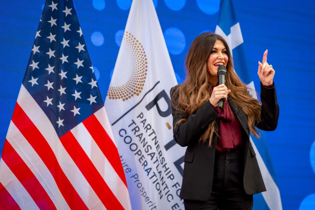 Marco Rubio susține activitatea ambasadoarei SUA în Grecia, Kimberly Guilfoyle, în mijlocul controverselor Marco Rubio susține activitatea ambasadoarei SUA în Grecia, Kimberly Guilfoyle, în mijlocul controverselor