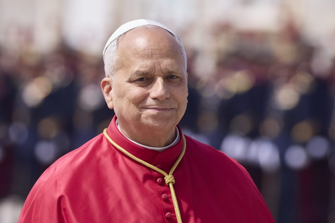 Papa Leon al XIV-lea se recuperează normal după operația de extirpare a unei tumori maligne
