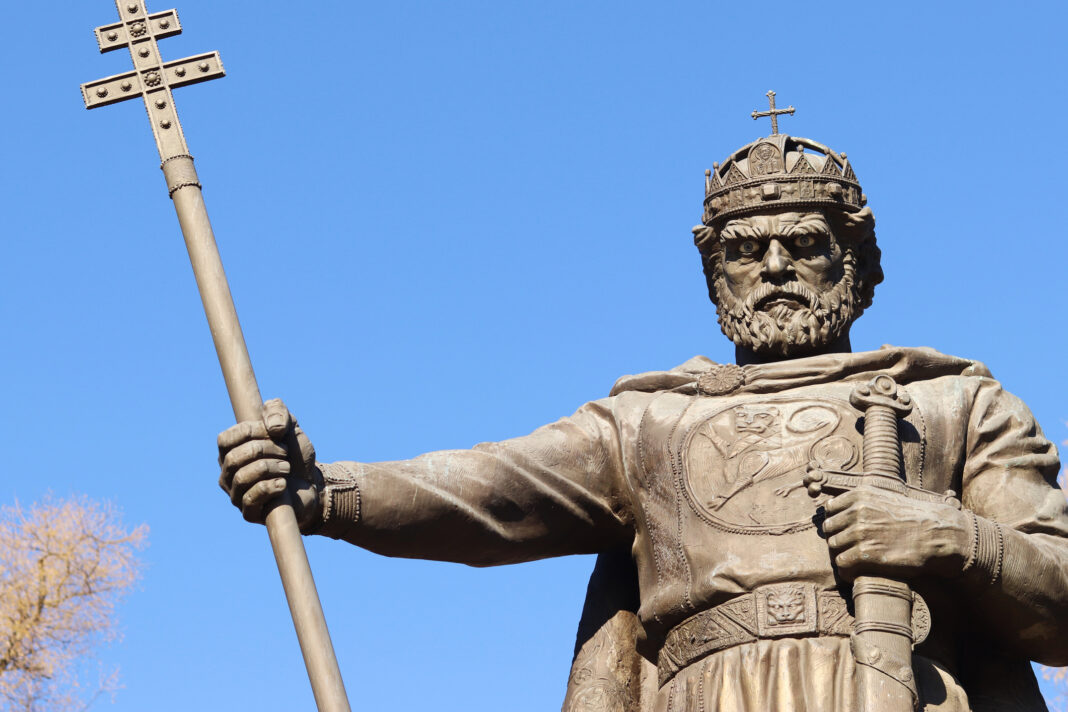 Rămășițele țarului Samuil se întorc în Bulgaria după 1.000 de ani